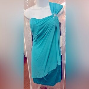 Size:12 One strap color:caribean new